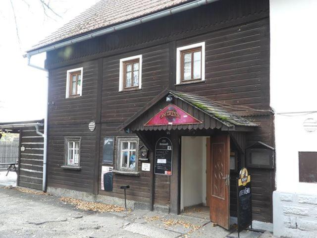 Drevenka Otel Provodin Dış mekan fotoğraf