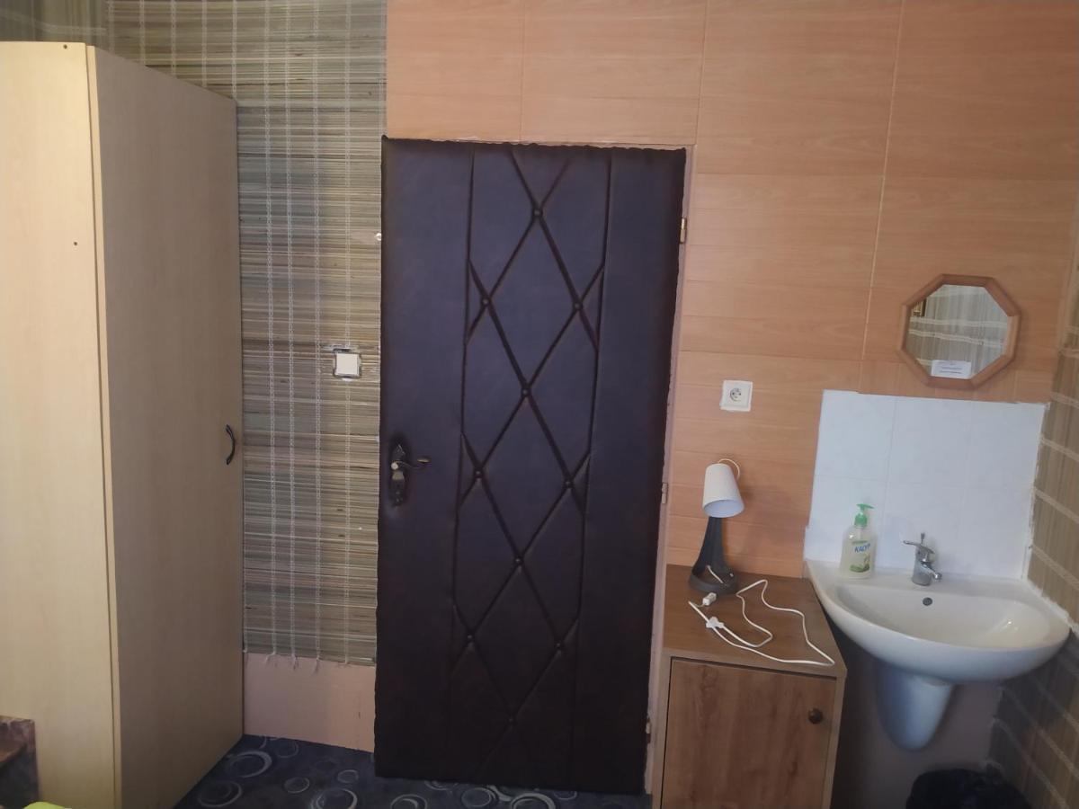 Drevenka Otel Provodin Dış mekan fotoğraf
